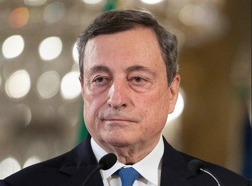 “Per raggiungere gli obiettivi è necessario investire ottocento miliardi ogni anno” “Per raggiungere gli obiettivi è necessario investire ottocento miliardi ogni anno”