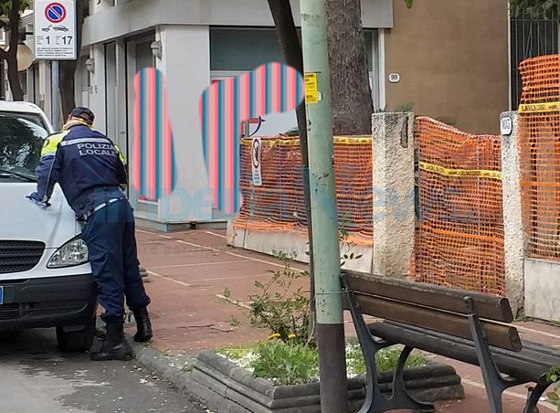 Coronavirus, Diano Marina: multato 40enne di Cuneo "beccato" a seguire i lavori nella sua seconda casa Coronavirus, Diano Marina: multato 40enne di Cuneo "beccato" a seguire i lavori nella sua seconda casa
