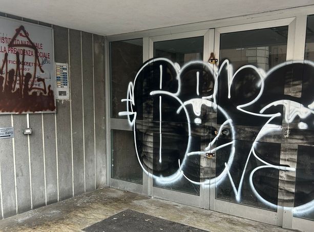 Uniti Si Può: "La città continua ad essere un colabrodo di vuoti e abbandoni: la palazzina Inps ne è un esempio" Uniti Si Può: "La città continua ad essere un colabrodo di vuoti e abbandoni: la palazzina Inps ne è un esempio"