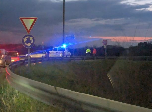 Incidente stradale sulla Sp1 a Cocquio, in volo l'elisoccorso