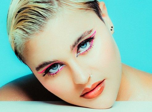 Quattro nuove tappe per il tour estivo di BigMama mentre in radio c’è ‘San Junipero’ Quattro nuove tappe per il tour estivo di BigMama mentre in radio c’è ‘San Junipero’