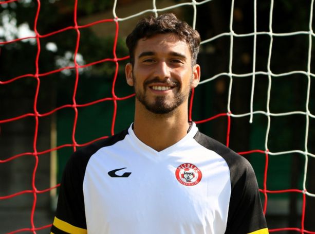 Calciomercato. Il Vado vicino a uno dei migliori talenti dell'ultimo campionato, a un passo l'ingaggio di Matteo De Rinaldis Calciomercato. Il Vado vicino a uno dei migliori talenti dell'ultimo campionato, a un passo l'ingaggio di Matteo De Rinaldis