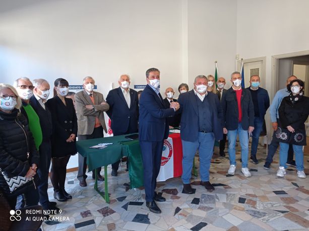 Pianezza sceglie il sindaco, scende in campo Signoriello: &quot;Continueremo a migliorare la nostra città&quot;