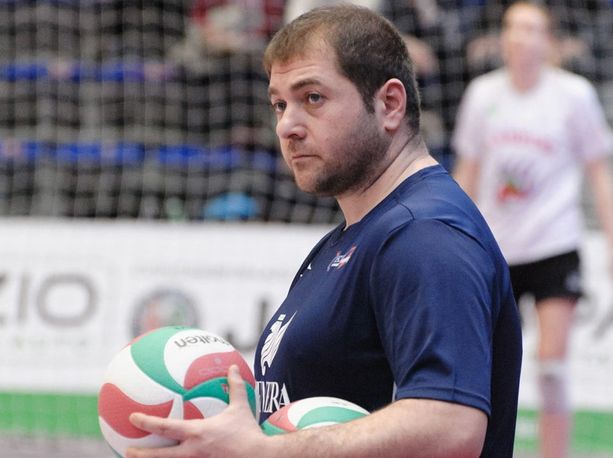 Mimmo Specchia torna in biancoblù per guidare il Fenera Chieri ’76 maschile