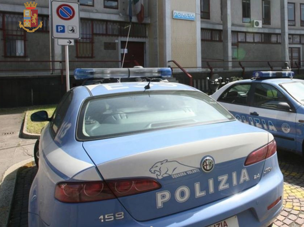 La polizia di Gallarate sventa una truffa telefonica da 49mila euro con la tecnica dello "spoofing" La polizia di Gallarate sventa una truffa telefonica da 49mila euro con la tecnica dello "spoofing"