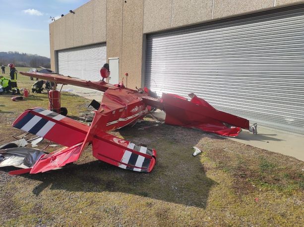 Tragedia a Castelnuovo Don Bosco, un ultraleggero precipita subito dopo il decollo: niente da fare per il pilota Tragedia a Castelnuovo Don Bosco, un ultraleggero precipita subito dopo il decollo: niente da fare per il pilota