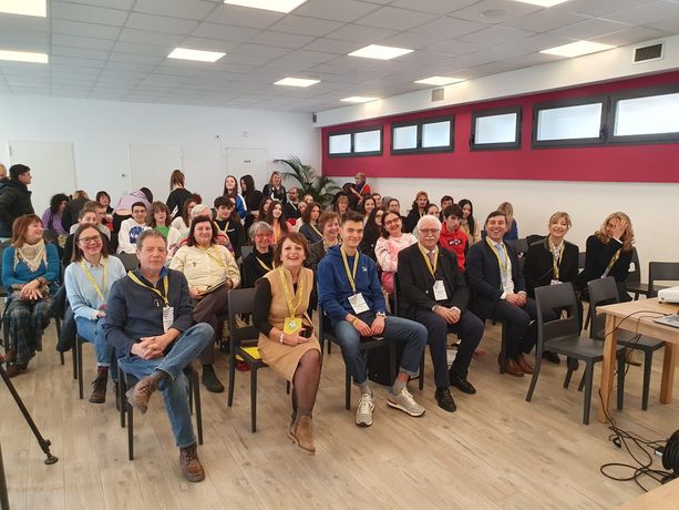 Da Asti la ricetta del prof. Calabrese: "8 ore di lavoro-studio, 2 per i pasti e 8 di sonno per vivere al meglio la giornata" Da Asti la ricetta del prof. Calabrese: "8 ore di lavoro-studio, 2 per i pasti e 8 di sonno per vivere al meglio la giornata"