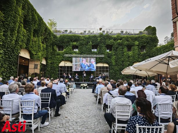 Nelle Cantine Bosca di Canelli l’Assemblea dell’Unione Industriale di Asti ragiona sulle competenze del futuro