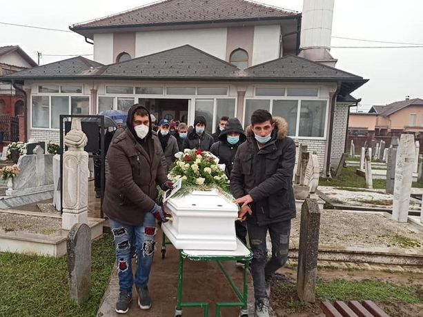 Oggi pomeriggio i funerali di Hajrudin Seferovic in Bosnia Oggi pomeriggio i funerali di Hajrudin Seferovic in Bosnia