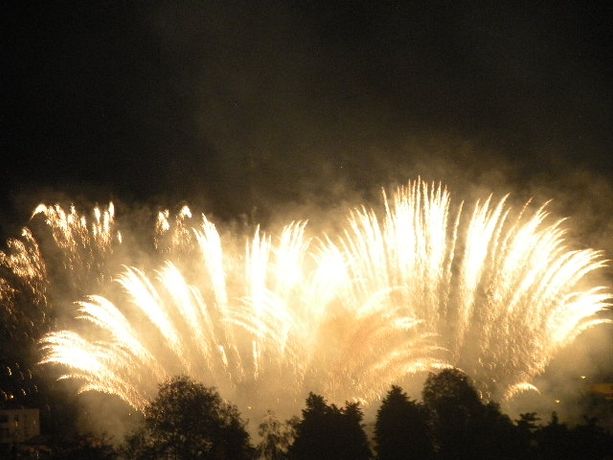Lunedì sera tornerà l’appuntamento con il “Lundes d'j feu” sul Tanaro Lunedì sera tornerà l’appuntamento con il “Lundes d'j feu” sul Tanaro