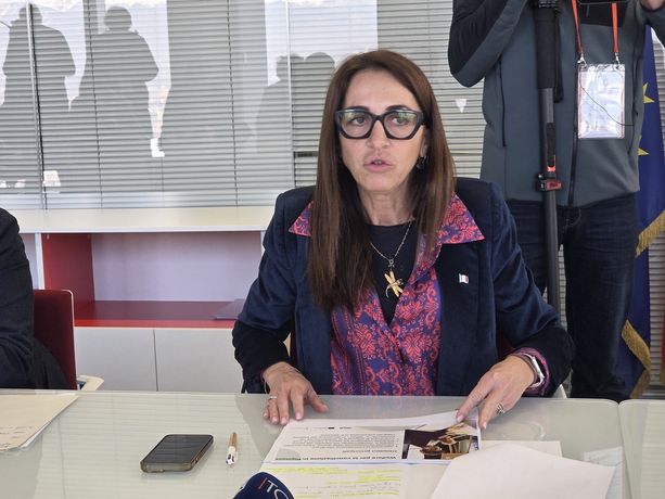 Dopo la rinuncia alla vicepresidenza, Elena Chorino si dimette da assessore Dopo la rinuncia alla vicepresidenza, Elena Chorino si dimette da assessore