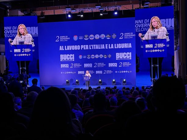 Elezioni regionali, Giorgia Meloni a Genova per il gran finale della corsa elettorale di Bucci: “L’uomo migliore, dobbiamo mandare avanti il lavoro fatto fino a qui” Elezioni regionali, Giorgia Meloni a Genova per il gran finale della corsa elettorale di Bucci: “L’uomo migliore, dobbiamo mandare avanti il lavoro fatto fino a qui”