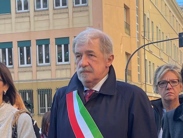 Bucci e le polemiche sul cemento: “È inutile fare demagogia dicendo zero consumo del suolo” Bucci e le polemiche sul cemento: “È inutile fare demagogia dicendo zero consumo del suolo”