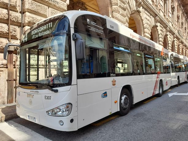 Amt, corse ridotte dell’8% con l’avvio dell’orario invernale. Assessore Emilio Robotti: “Disservizi legati a carenza di mezzi e di personale viaggiante”