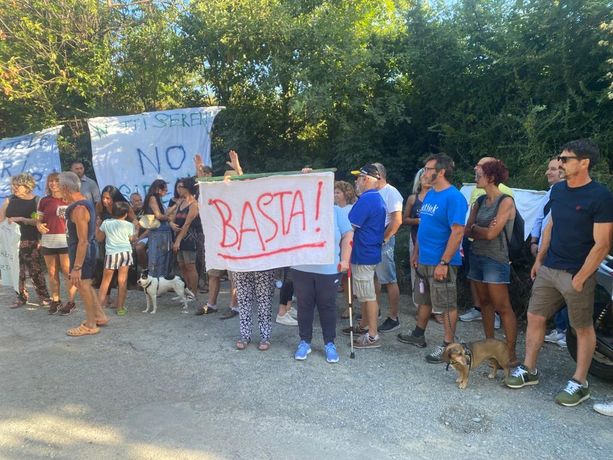 Pra’, protesta in strada contro la Rems di via Fedelini a poche ore dall’arrivo di Luca Delfino Pra’, protesta in strada contro la Rems di via Fedelini a poche ore dall’arrivo di Luca Delfino
