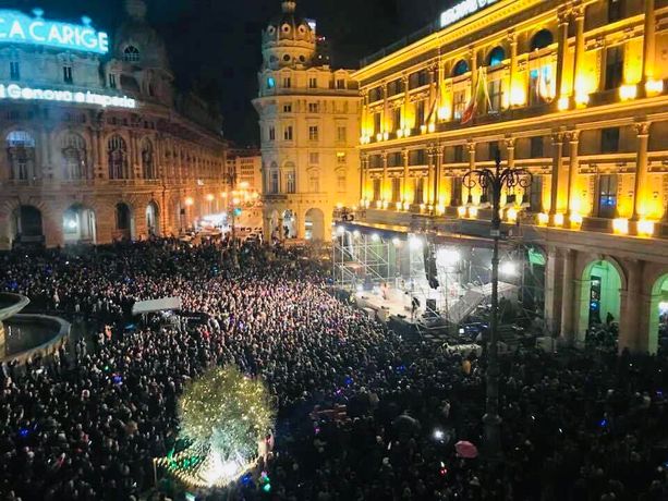 Capodanno in piazza, Mediaset sceglie Genova: il concertone sarà in piazza De Ferrari