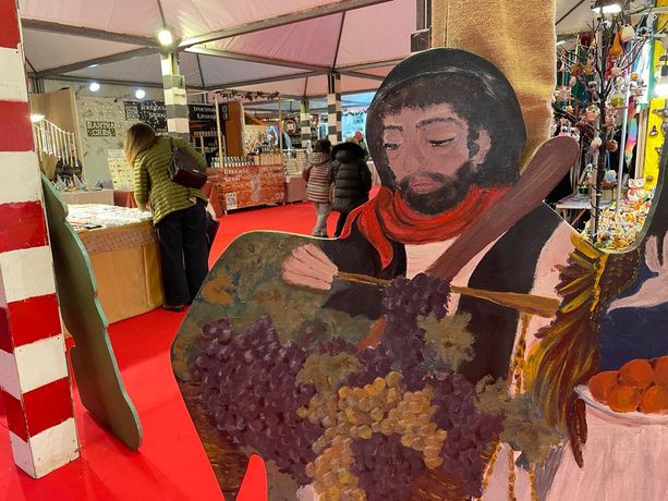 Primo dicembre, Natale alle porte: da oggi sono aperti la Fiera del Libro e il Mercatino di San Nicola Primo dicembre, Natale alle porte: da oggi sono aperti la Fiera del Libro e il Mercatino di San Nicola