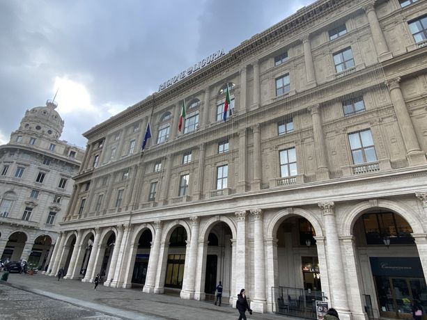Tangenti e corruzione, ora il sistema Toti fa tremare i palazzi genovesi del potere Tangenti e corruzione, ora il sistema Toti fa tremare i palazzi genovesi del potere
