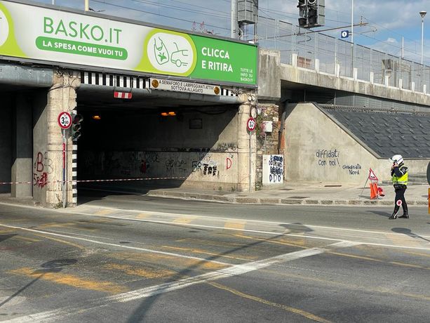 San Fruttuoso, trovati ordigni in corso Galileo Galilei, chiusa la metro tra De Ferrari e Brignole