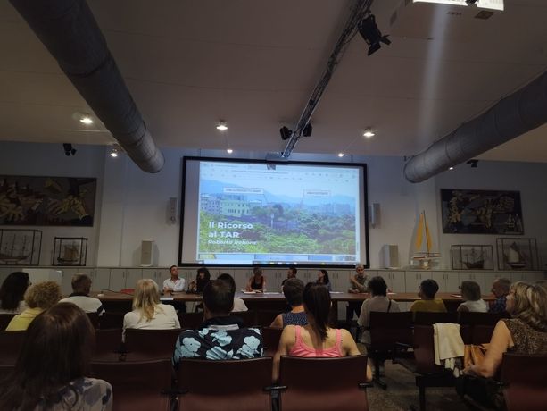 Sampierdarena: scatta il ricorso al Tar contro l'antenna al promontorio (foto e video) Sampierdarena: scatta il ricorso al Tar contro l'antenna al promontorio (foto e video)