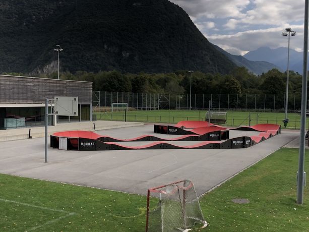 La pumptrack vi attende a Gorduno