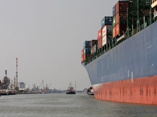 Viaggio all’interno dei tre referendum sui quali si dovrà esprimere fa Svizzera: l’accordo di partenariato economico con l’Indonesia Viaggio all’interno dei tre referendum sui quali si dovrà esprimere fa Svizzera: l’accordo di partenariato economico con l’Indonesia