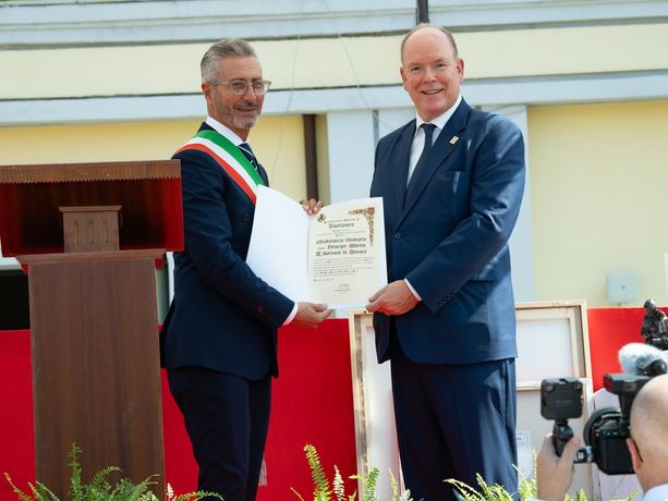 Siti Storico dei Grimaldi, il Principe Alberto II cittadino onorario di Taurianova Siti Storico dei Grimaldi, il Principe Alberto II cittadino onorario di Taurianova
