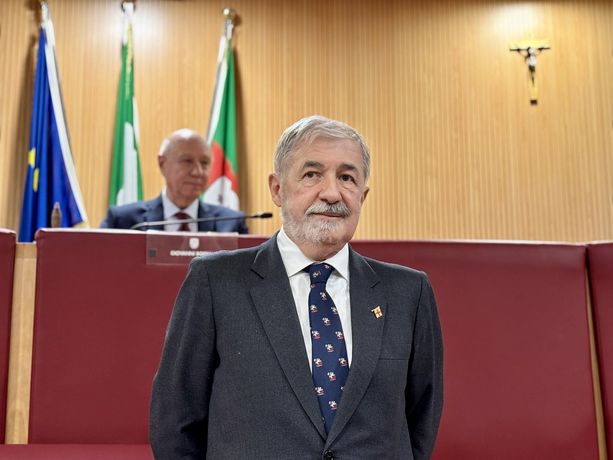 Primo Consiglio regionale: la minoranza è in ritardo e l’era Bucci inizia con le prime tensioni “E' inaccettabile” (Video) Primo Consiglio regionale: la minoranza è in ritardo e l’era Bucci inizia con le prime tensioni “E' inaccettabile” (Video)