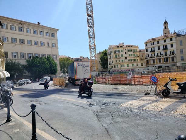 Sanremo: autosilo di piazza Eroi, il cantiere riparte ma restano i dubbi "Servono certezze sui tempi"