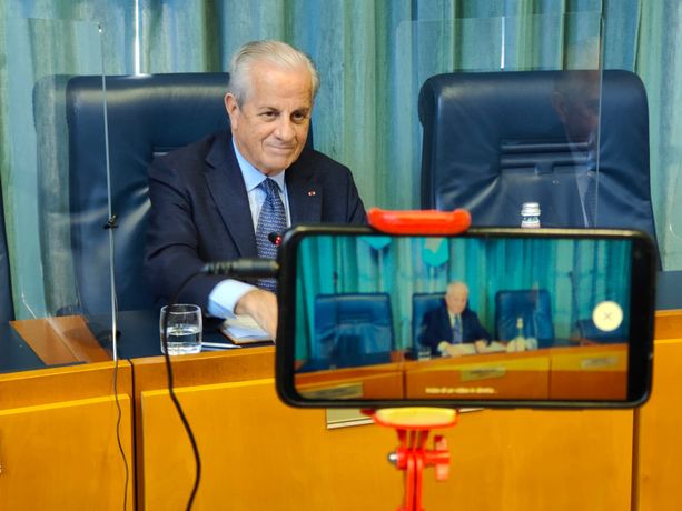 In consiglio comunale il trasferimento del Punto nascite da Imperia a Sanremo, Scajola: “Il primo dovere è garantire la salute al cittadino. Cosa c’entra la distanza da casa propria?” In consiglio comunale il trasferimento del Punto nascite da Imperia a Sanremo, Scajola: “Il primo dovere è garantire la salute al cittadino. Cosa c’entra la distanza da casa propria?”