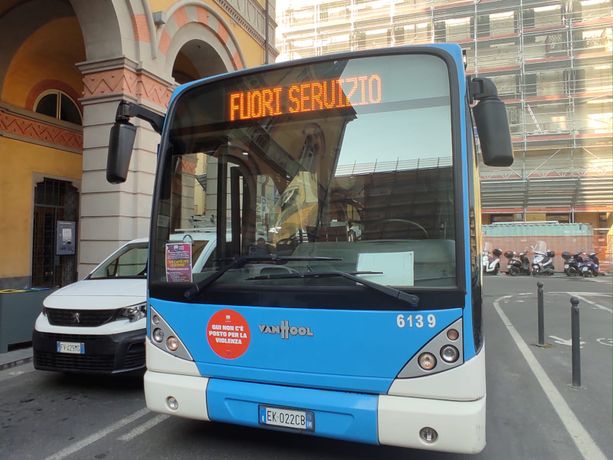 Riviera Trasporti, decisione sul concordato slitta al 20 luglio. Scajola: "C'è preoccupazione, non si perda altro tempo" (video) Riviera Trasporti, decisione sul concordato slitta al 20 luglio. Scajola: "C'è preoccupazione, non si perda altro tempo" (video)
