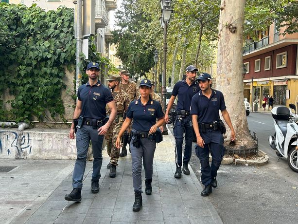 Sanremo alza il livello: rinforzi dal reparto Prevenzione Crimine e un piano per potenziare la videosorveglianza cittadina Sanremo alza il livello: rinforzi dal reparto Prevenzione Crimine e un piano per potenziare la videosorveglianza cittadina