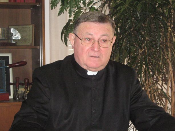 Diocesi in lutto, è morto monsignor Mario Ruffino Diocesi in lutto, è morto monsignor Mario Ruffino