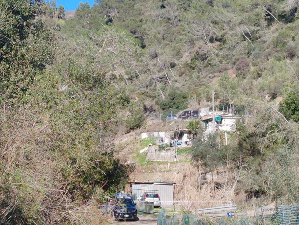 Bimba morta a Bordighera, ripresa l'ispezione del Ris a Perinaldo (Foto e video) Bimba morta a Bordighera, ripresa l'ispezione del Ris a Perinaldo (Foto e video)