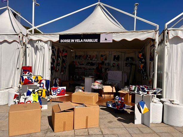 Furto allo stand delle Vele d’Epoca, recuperata dai carabinieri la refurtiva Furto allo stand delle Vele d’Epoca, recuperata dai carabinieri la refurtiva