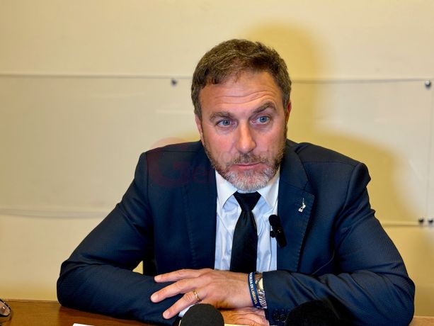 Dimissioni di Toti, parla il presidente ad interim Piana: “Al voto entro fine ottobre, stiamo lavorando alle liste” (Video)