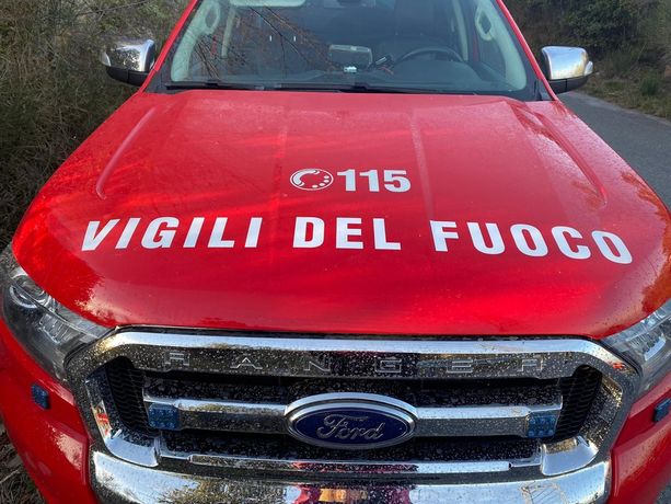 Scontro tra camion e moto sulla A10 all'altezza di Spotorno, soccorsi mobilitati Scontro tra camion e moto sulla A10 all'altezza di Spotorno, soccorsi mobilitati