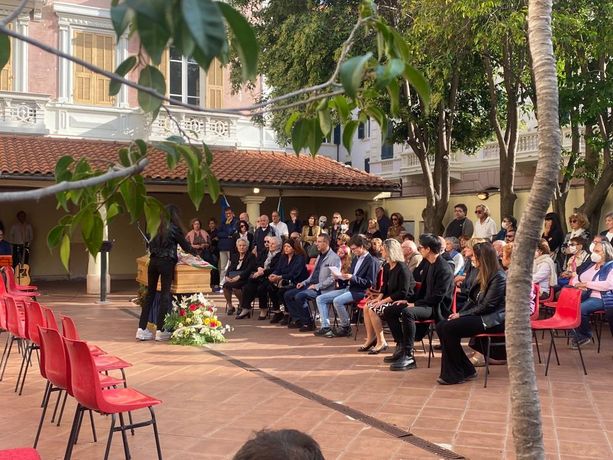 "Ciao Claudio": Albenga tributa l’ultimo commosso saluto a Recagno (FOTO) "Ciao Claudio": Albenga tributa l’ultimo commosso saluto a Recagno (FOTO)