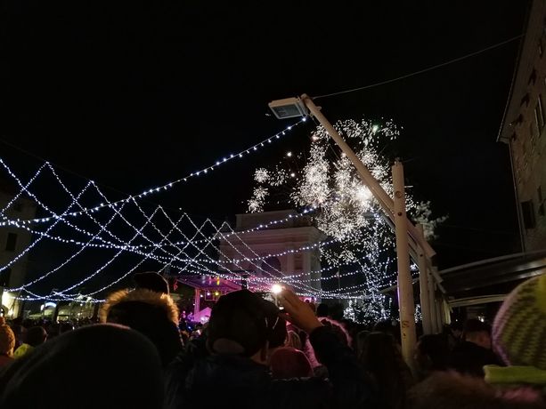 Feste di Natale senza luminarie nel cielo di Finale. Geremia (Lega): "Una scelta triste". Bricchetto: "La gioia non si fa con le luci" Feste di Natale senza luminarie nel cielo di Finale. Geremia (Lega): "Una scelta triste". Bricchetto: "La gioia non si fa con le luci"
