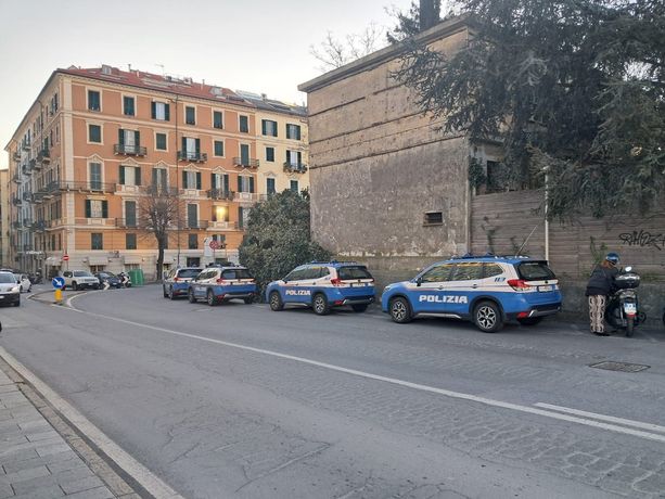 Perquisizioni a Palazzo Nervi, nel mirino della Procura lo sfalcio erba sulle provinciali: accuse di corruzione e truffa