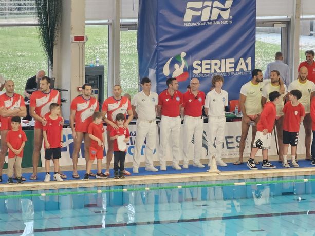 Pallanuoto, la R.N. Savona prova a rinviare la festa scudetto della Pro Recco: alla "Zanelli" si gioca gara 2 Pallanuoto, la R.N. Savona prova a rinviare la festa scudetto della Pro Recco: alla "Zanelli" si gioca gara 2