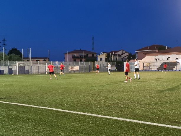 Calcio. Riflettori accesi al Riva, la webcronaca dell'amichevole tra Albenga e Soccer Borghetto Calcio. Riflettori accesi al Riva, la webcronaca dell'amichevole tra Albenga e Soccer Borghetto