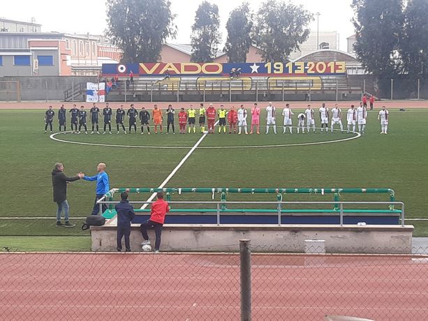 Calcio. Serie D, ostacolo Stresa sulla corsa playoff del Vado: la webcronaca diretta dal "Chittolina"
