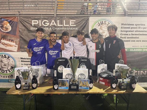 "Continuiamo dagli 11 metri". Trionfano Edoardo Prudente e Pietro Gandolfo, sono loro i re dei calci di rigore "Continuiamo dagli 11 metri". Trionfano Edoardo Prudente e Pietro Gandolfo, sono loro i re dei calci di rigore