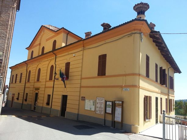 Ex sindaci del Roero a giudizio: per i dodici imputati l’accusa chiede un totale di 41 anni e 5 mesi di reclusione Ex sindaci del Roero a giudizio: per i dodici imputati l’accusa chiede un totale di 41 anni e 5 mesi di reclusione