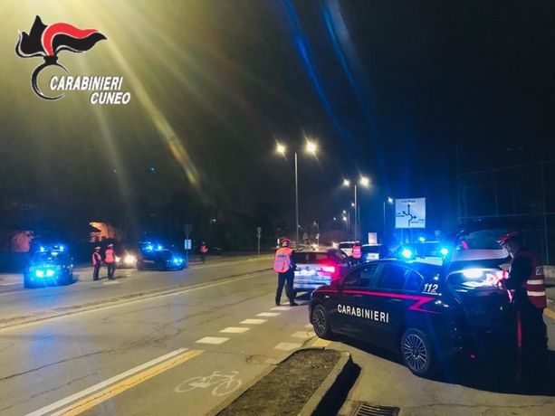 Ad Alba un drive-in della cocaina: operazione dei Carabinieri porta a tre arresti al Mussotto