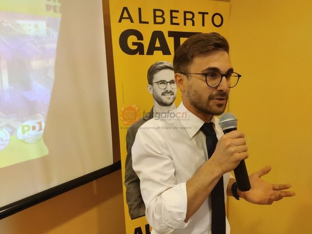 Comunali: Azione ad Alba è un caso. Il centrosinistra si presenta in piazza San Giovanni Comunali: Azione ad Alba è un caso. Il centrosinistra si presenta in piazza San Giovanni