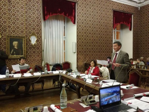 Cuneo, i Moderati lasciano la maggioranza: "La città non può vivere di "Illuminata", merita qualcosa di più" Cuneo, i Moderati lasciano la maggioranza: "La città non può vivere di "Illuminata", merita qualcosa di più"