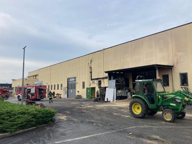 Puntava all’incasso la donna che ha appiccato il fuoco al magazzino di Monticello d’Alba Puntava all’incasso la donna che ha appiccato il fuoco al magazzino di Monticello d’Alba