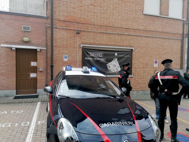 Il padre del rapinatore ferito respinge l’accusa di favoreggiamento: "Non l’ho accompagnato io a Savigliano" Il padre del rapinatore ferito respinge l’accusa di favoreggiamento: "Non l’ho accompagnato io a Savigliano"